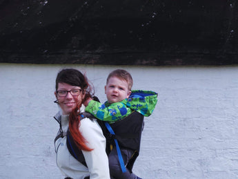 Thinking of Babywearing? Tips and Why You Should Do It!